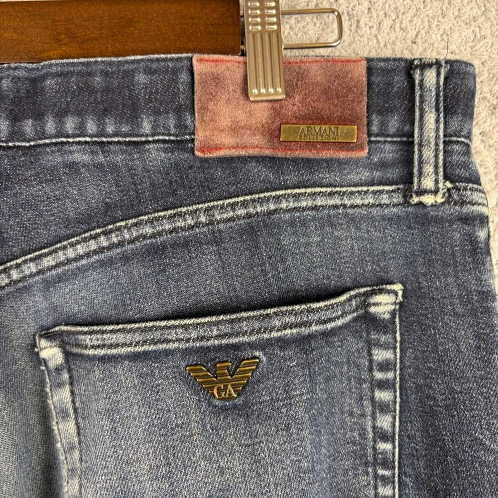 Armani Collezioni Jeans Mens 36x30 Blue Dark Wash Straight Leg Faded Whiskered
